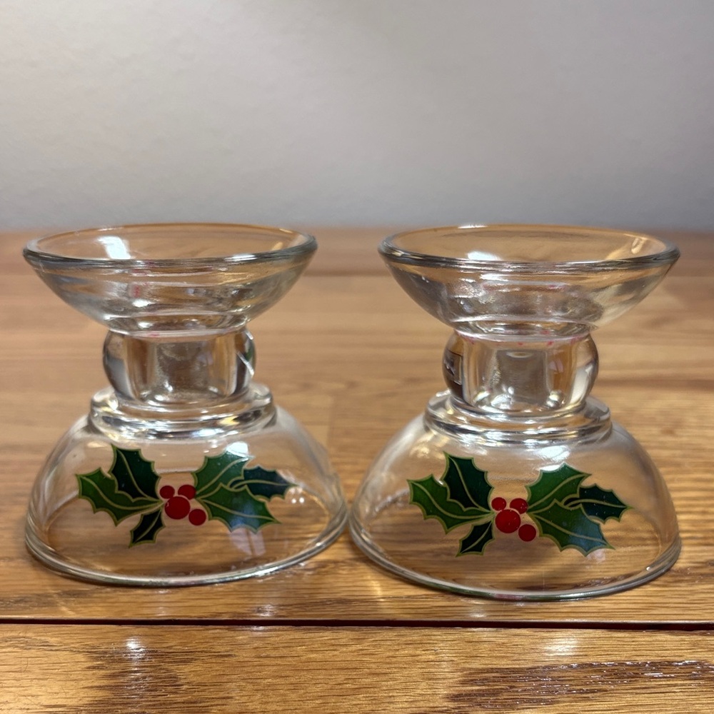 Avon Holiday Hostess Candlesticks - Green and Red